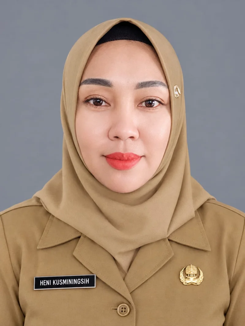 HENI KUSMININGSIH, S.Pd.SD